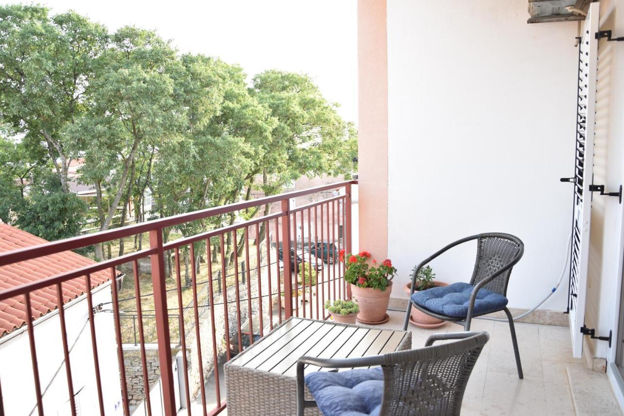 Apartman Branka- Sea View เปโรย ภายนอก รูปภาพ